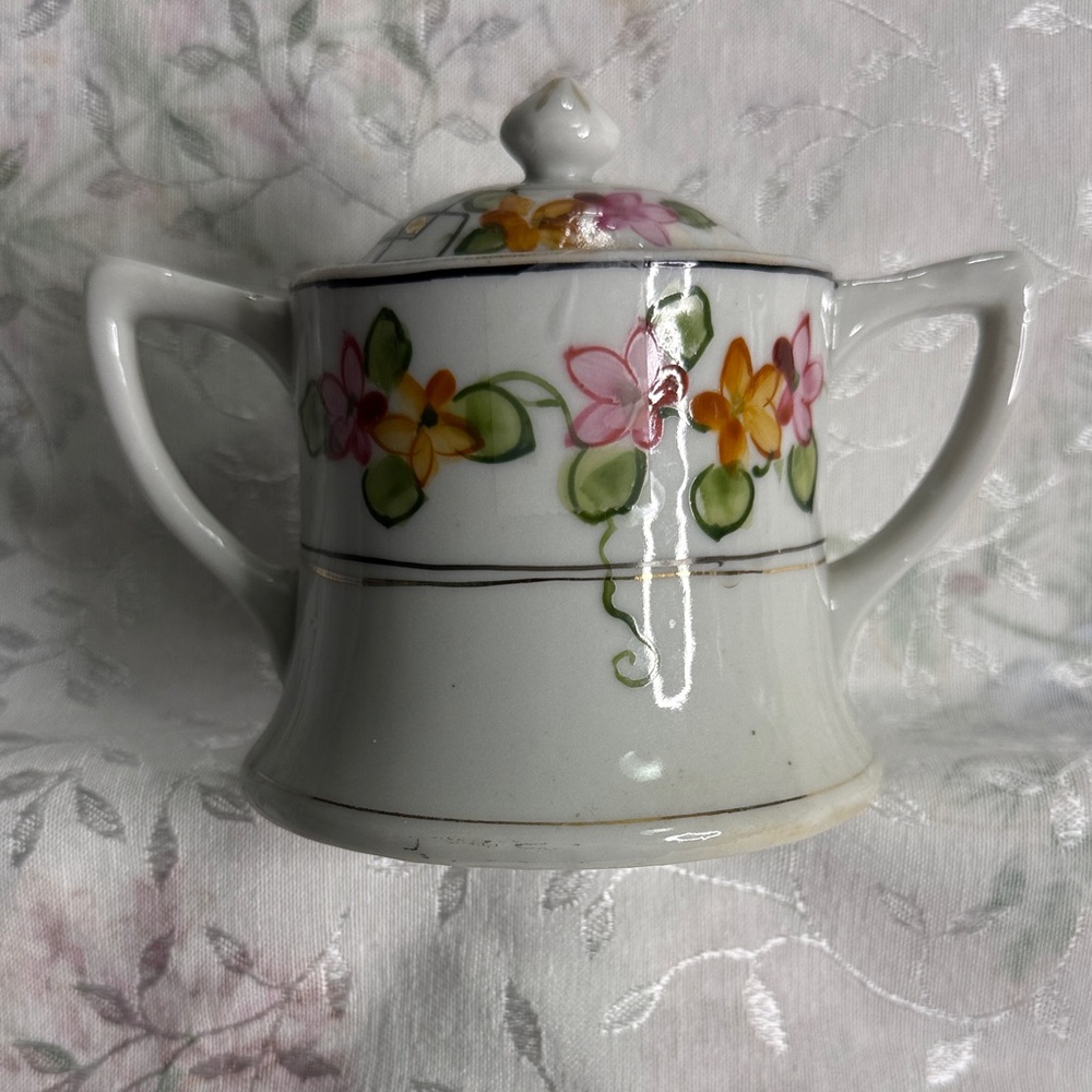 Source Unknown Floral Sugar Bowl with Lid